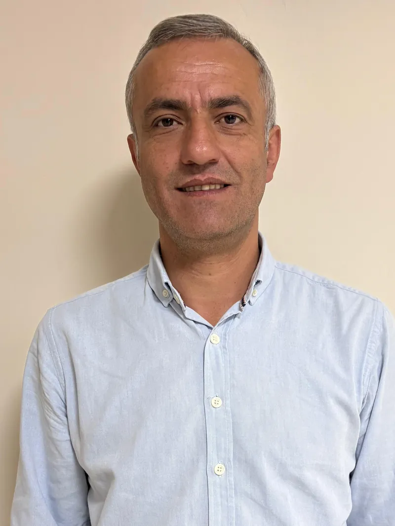 Ayhan Şeker